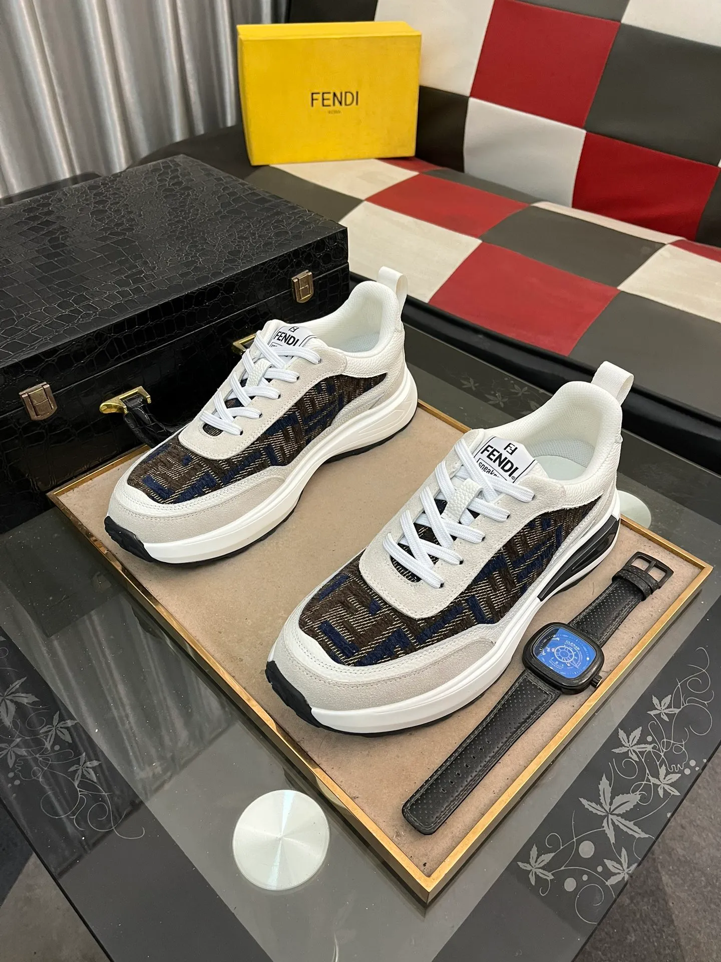 Men's Men's Shoes💰458⌚️⌚️[Fendi] Fendi's latest casual shoes for men! Available at counters simultaneously! Replica. The interior is made of top-grade sheepskin, and the original factory-supplied rubber outsole is used. Leading new fashion concepts. Matching code: 38-443️⃣Colors available